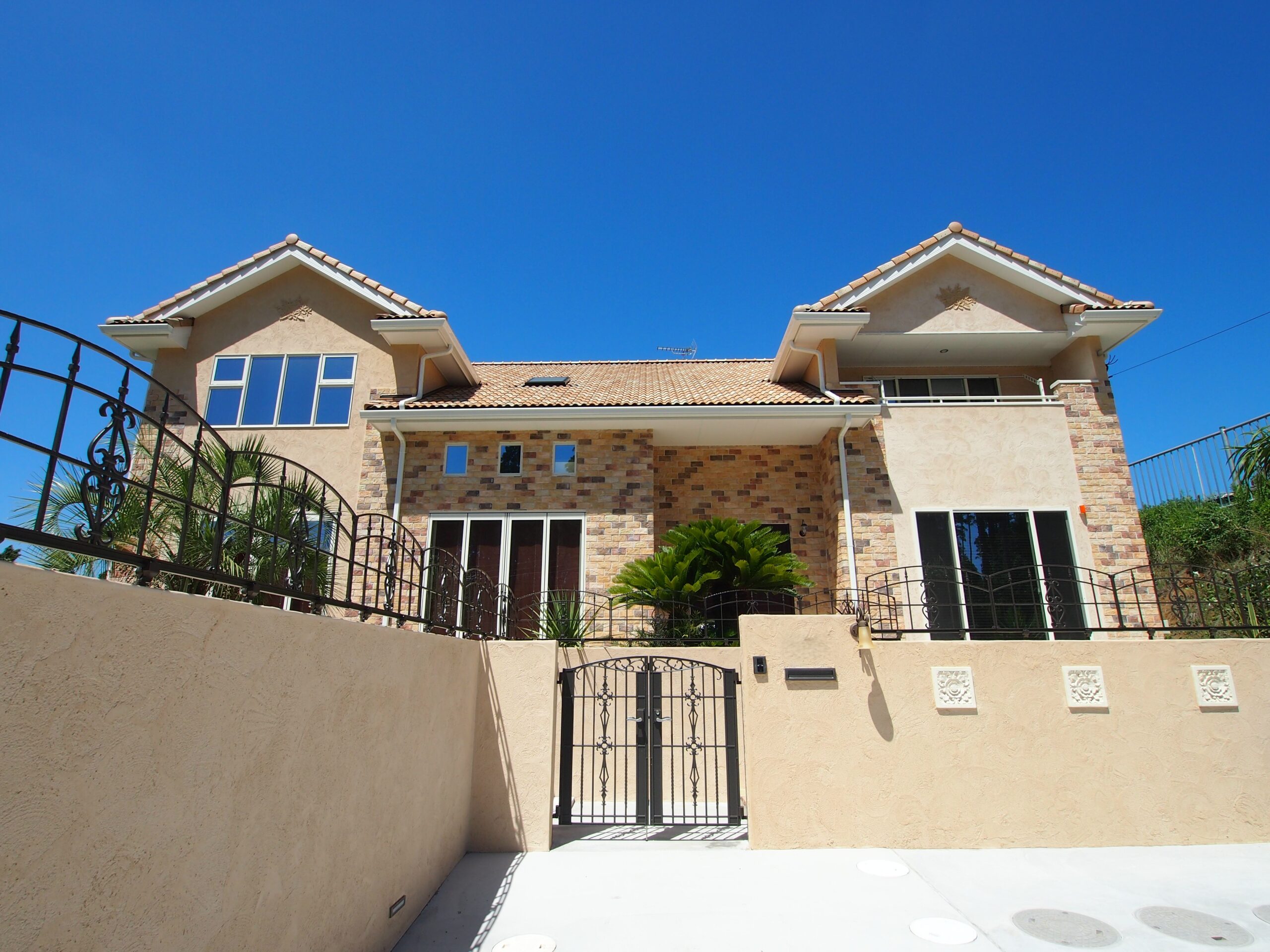 南仏の風薫る、心地よいプロバンススタイルの邸宅　A様邸