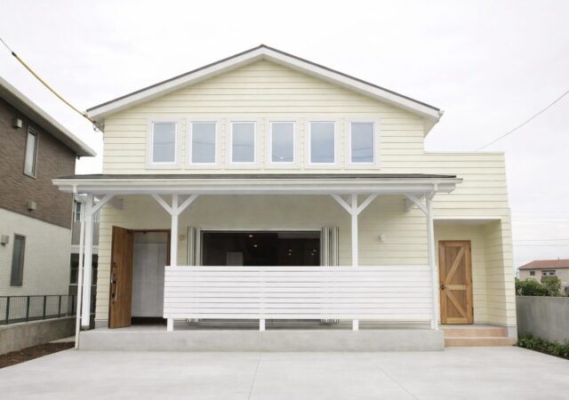 サーフィンを楽しむ、ご夫婦のこだわりが詰まった住まい　T様邸